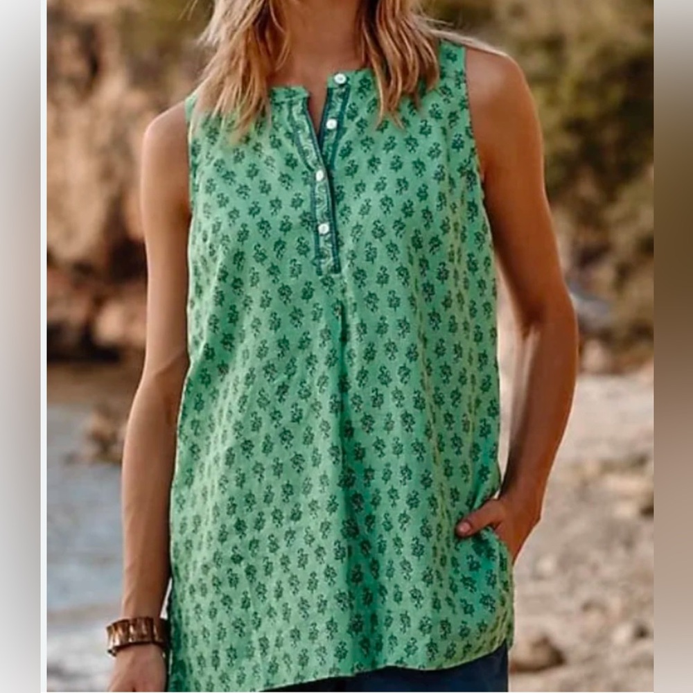 J. Jill Green Sleeveless Printed Henley Top
